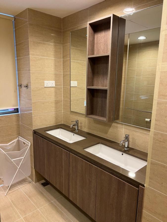 By The Sea Beachfront Designer Suites Penang - Managed By Art Of Tree บาตูเฟอริงกี ภายนอก รูปภาพ