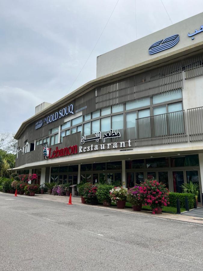 By The Sea Beachfront Designer Suites Penang - Managed By Art Of Tree บาตูเฟอริงกี ภายนอก รูปภาพ